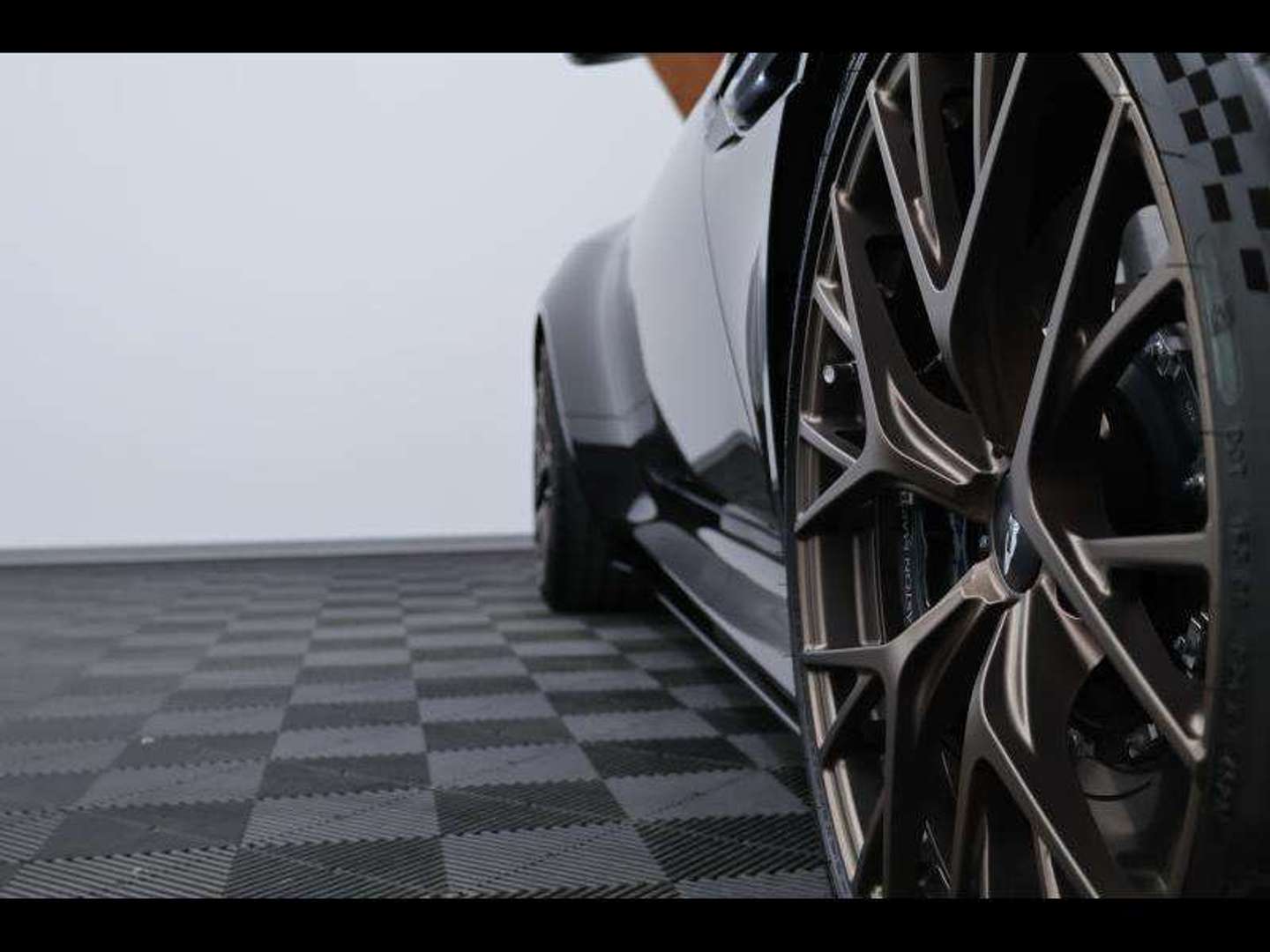 Aston Martin DB12 Volante V8 - 2024 - Joinsteer - #11