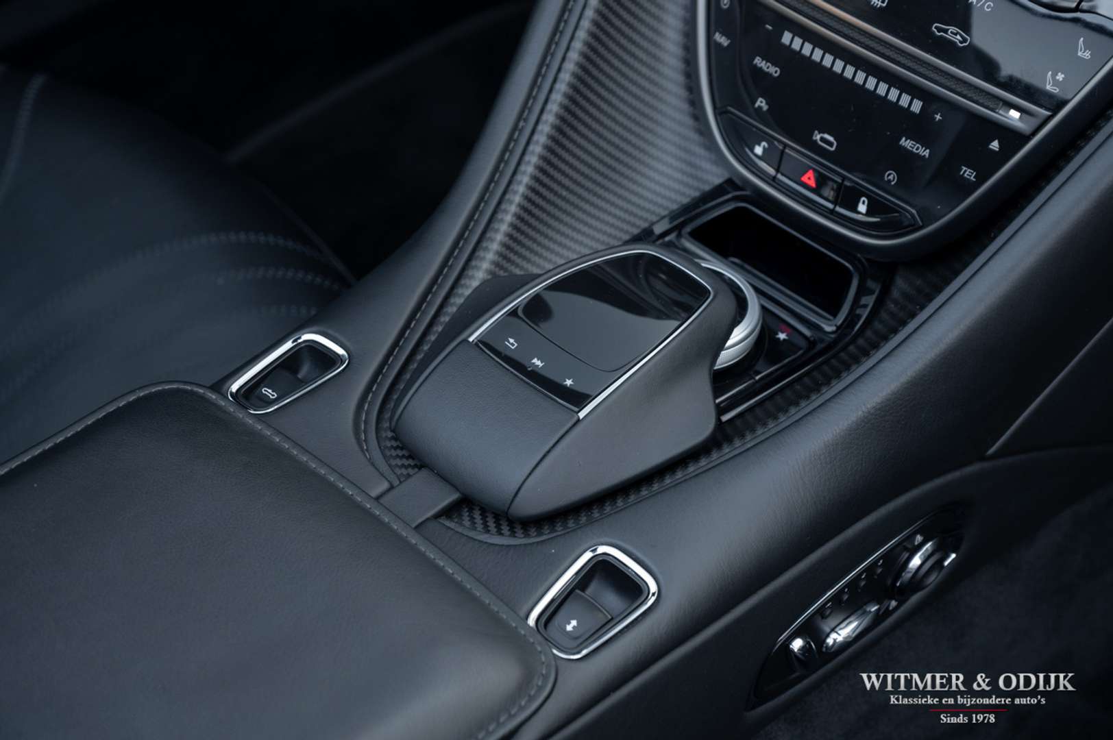 Aston Martin DB11 Volante 4.0 V8 Magnetic Metallic - 2018 - Joinsteer - #8