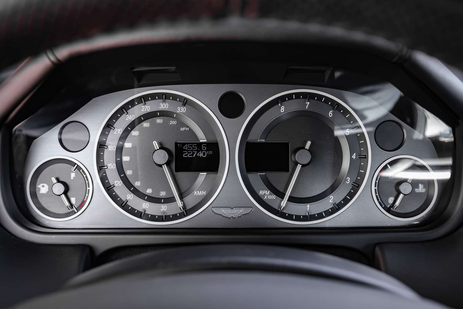 Aston Martin DBS Manual - 2008 - Joinsteer - #30