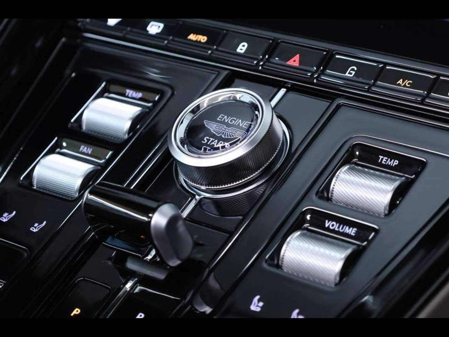 Aston Martin DB12 Volante V8 - 2024 - Joinsteer - #19