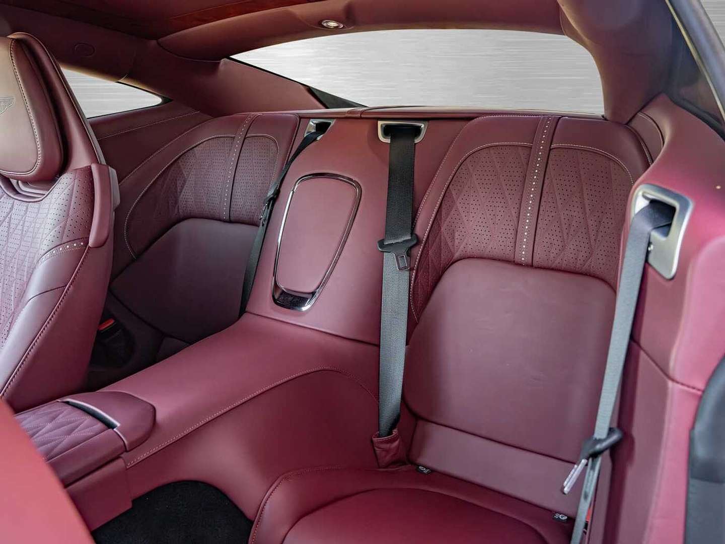 Aston Martin DB12 Coupé V8 - 2024 - Joinsteer - #12