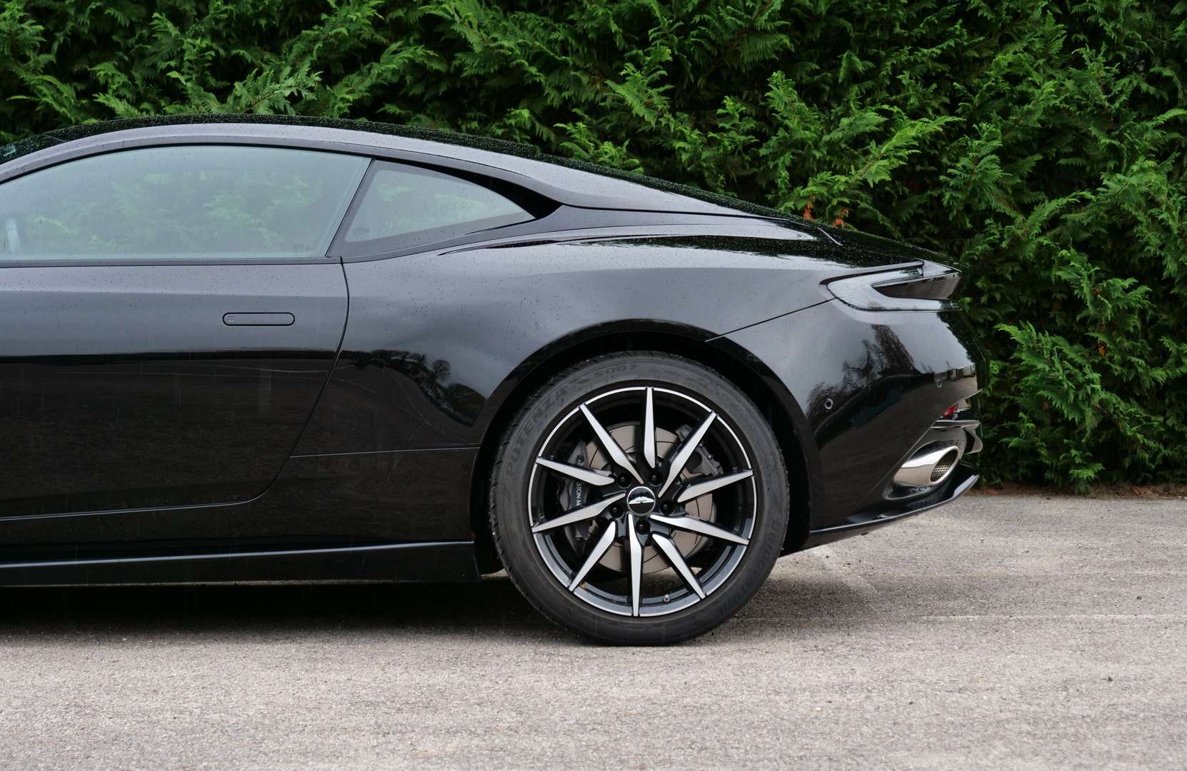 Aston Martin DB11 Coupé 5.2 Biturbo V12 - 2018 - Joinsteer - #12