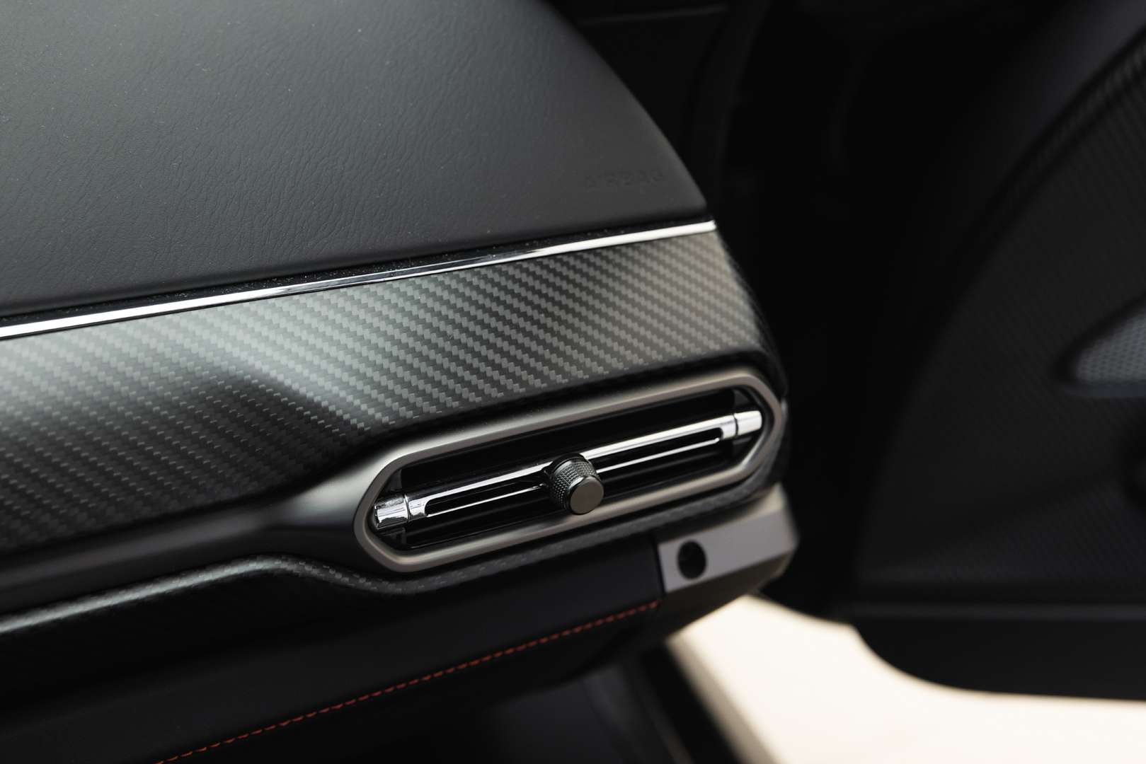 Aston Martin Vanquish Coupé 5.2 V12 - 2025 - Joinsteer - #25