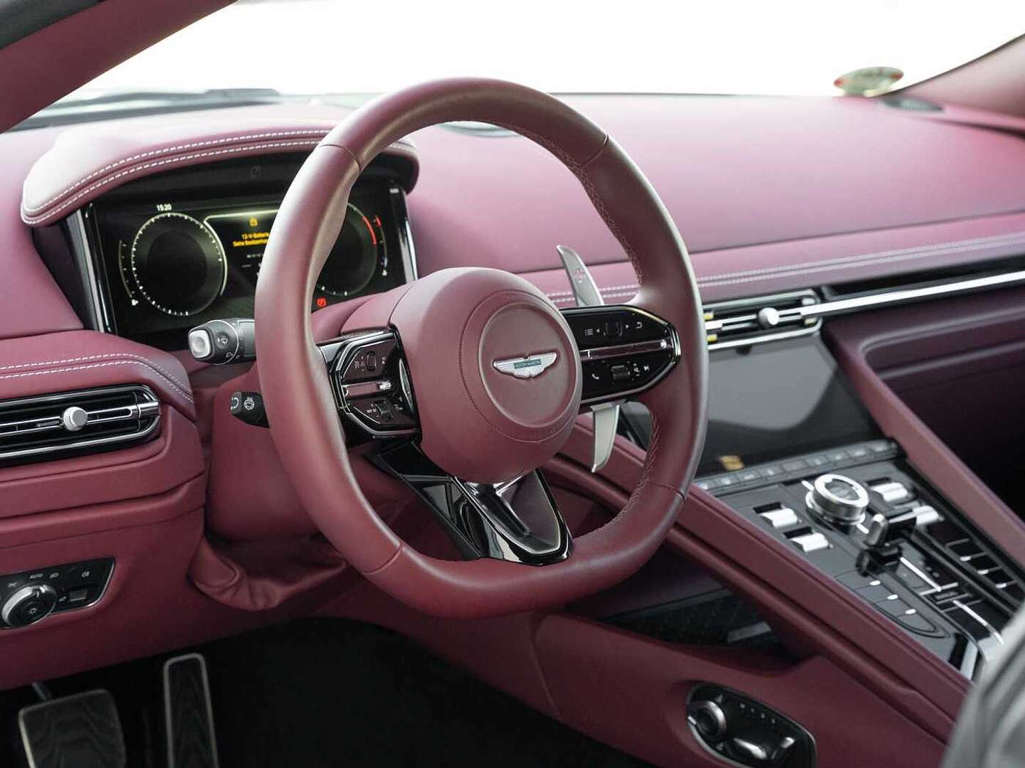 Aston Martin DB12 Coupé V8 - 2024 - Joinsteer - #26