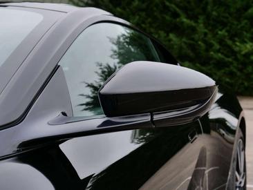 Aston Martin DB11 Coupé 5.2 Biturbo V12 — photo 24