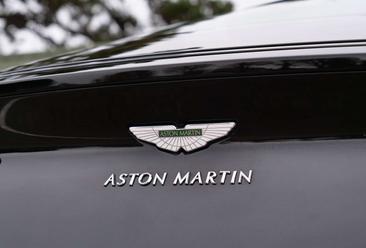 Aston Martin DB11 Coupé 5.2 Biturbo V12 — photo 25