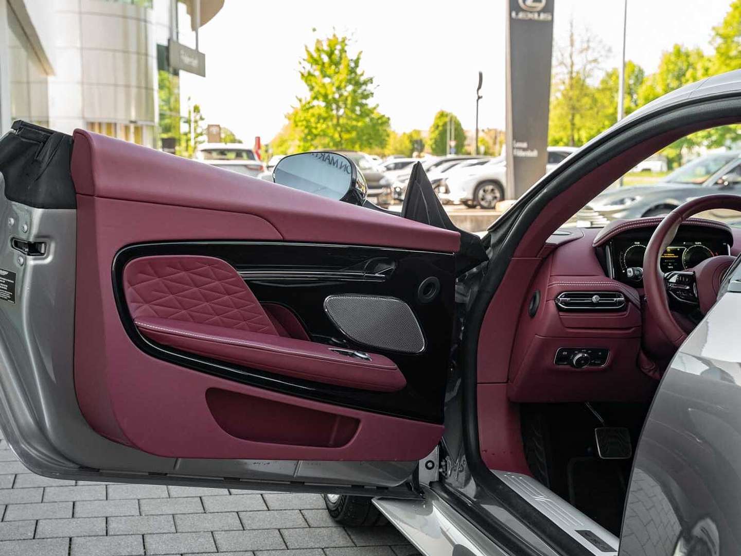 Aston Martin DB12 Coupé V8 - 2024 - Joinsteer - #30