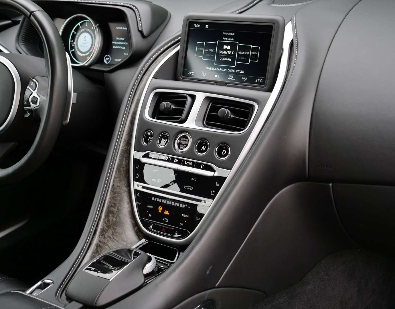 Aston Martin DB11 Coupé 5.2 Biturbo V12 - 2018 - Joinsteer - #31