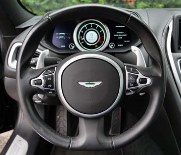 Aston Martin DB11 Coupé 5.2 Biturbo V12 — photo 33