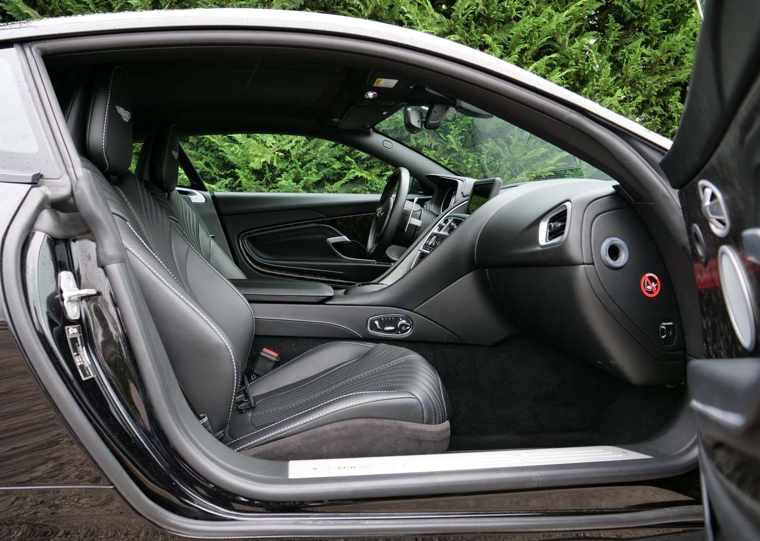 Aston Martin DB11 Coupé 5.2 Biturbo V12 - 2018 - Joinsteer - #36