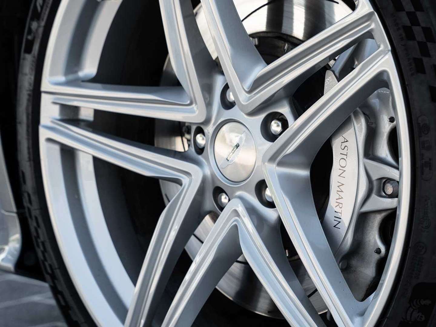 Aston Martin DB12 Coupé V8 - 2024 - Joinsteer - #41