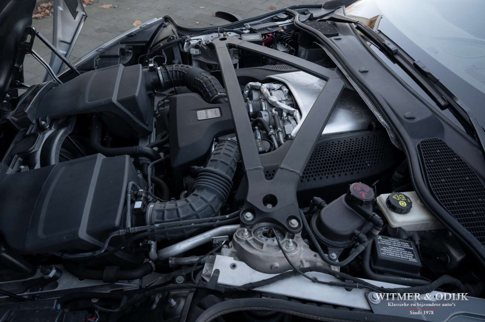 Aston Martin DB11 Volante 4.0 V8 Magnetic Metallic - 2018 - Joinsteer - #39