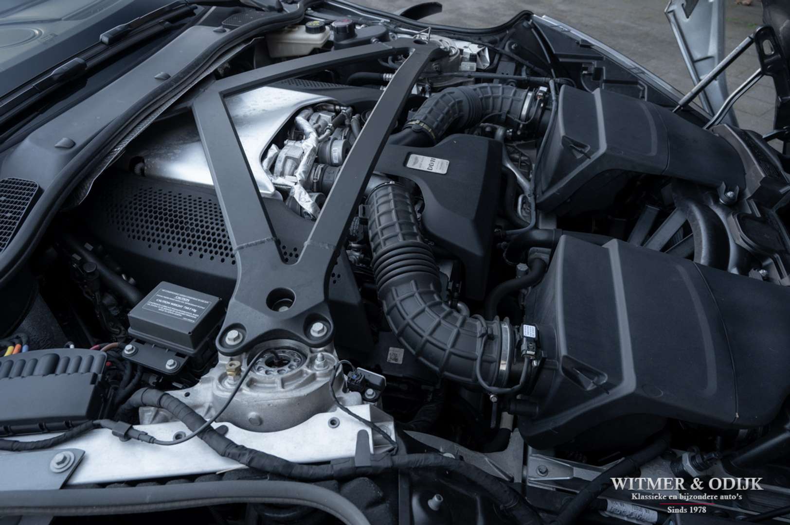 Aston Martin DB11 Volante 4.0 V8 Magnetic Metallic - 2018 - Joinsteer - #40