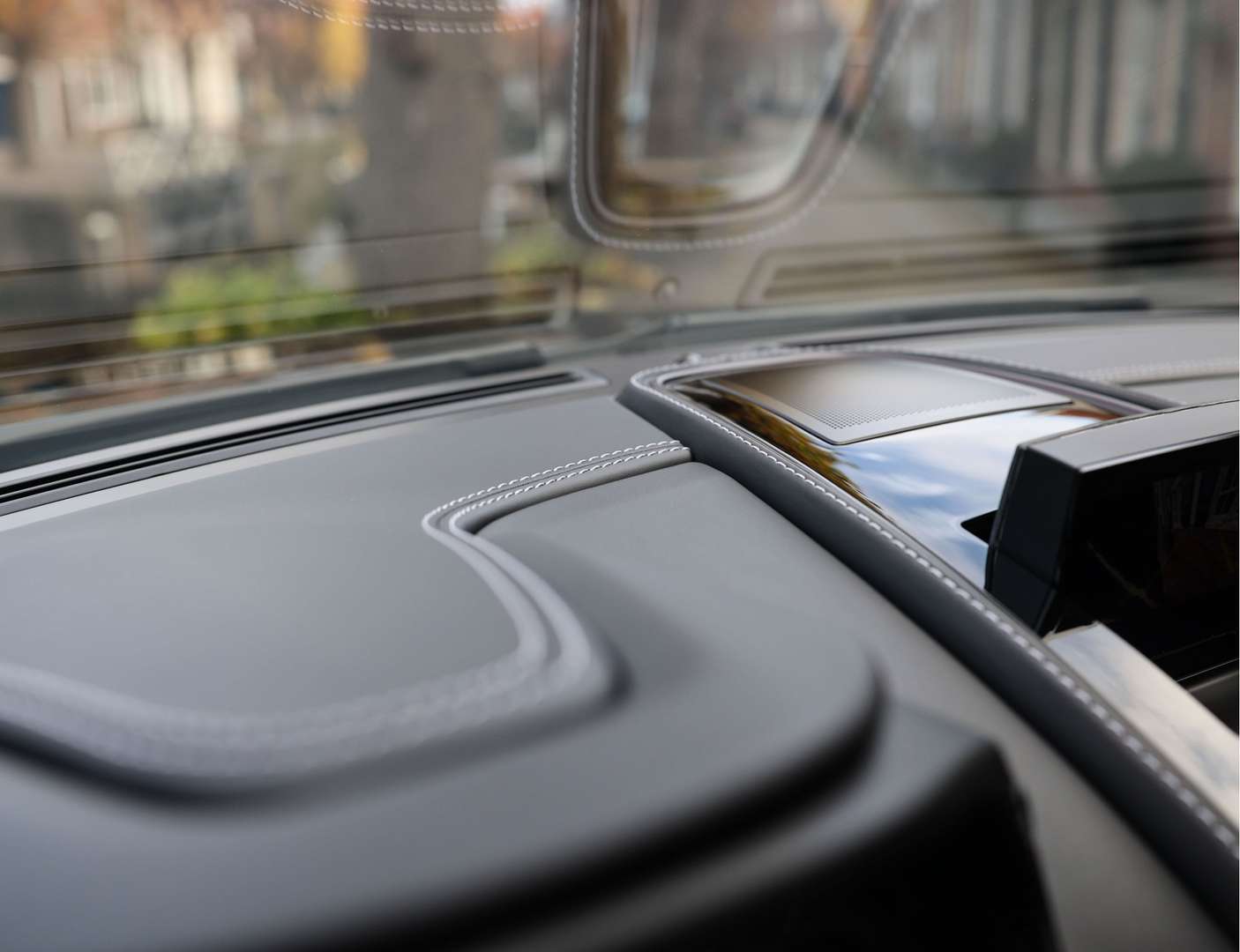 Aston Martin Vanquish Volante 6.0 V12 Touchtronic - 2017 - Joinsteer - #40