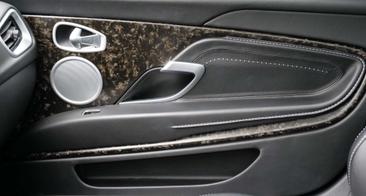 Aston Martin DB11 Coupé 5.2 Biturbo V12 — photo 43