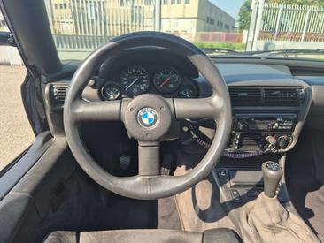BMW Z1 — photo 15