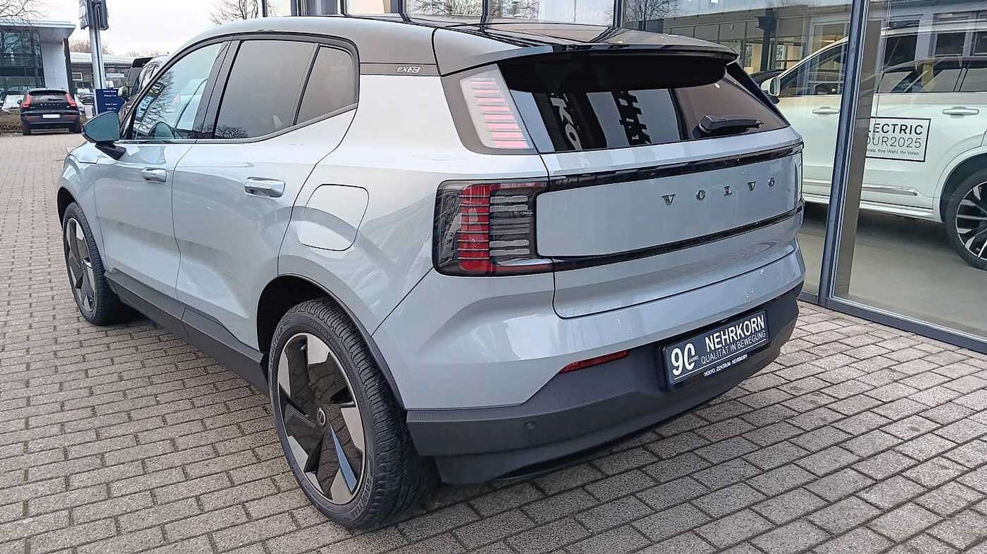 Volvo EX30 Plus Single M Extended Range RWD - 2024 - Joinsteer - #5