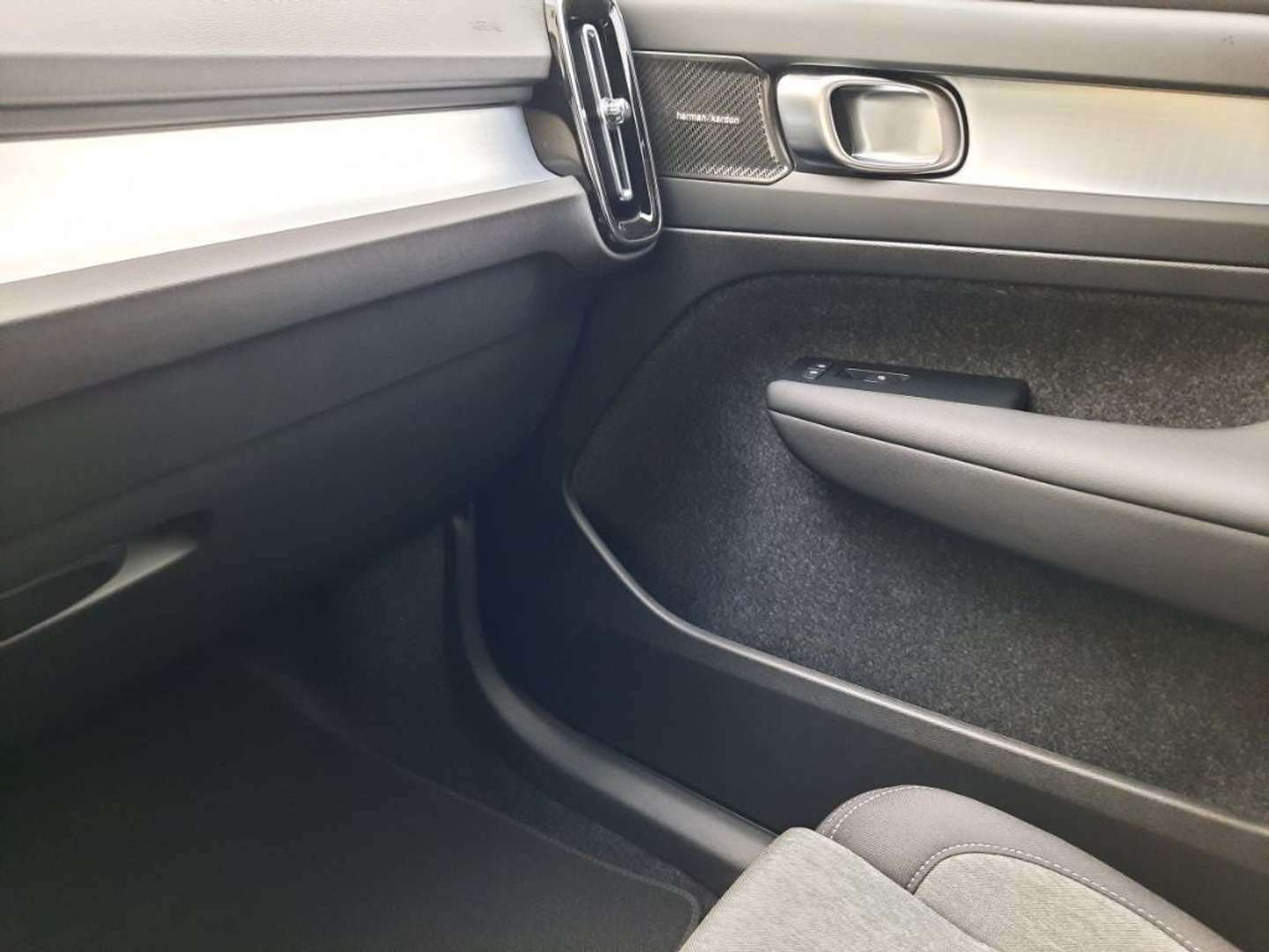 Volvo XC40 B3 Plus - 2025 - Joinsteer - #13