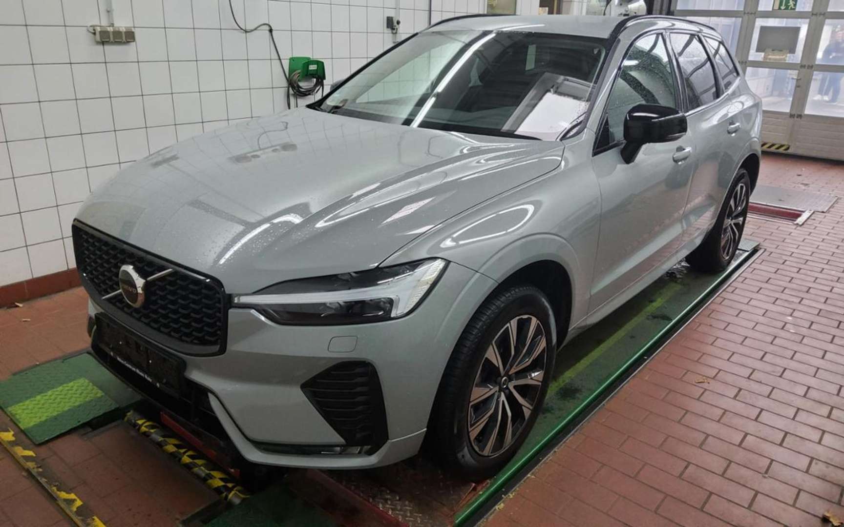 Volvo XC60 B5 Plus - 2024 - Joinsteer - #1