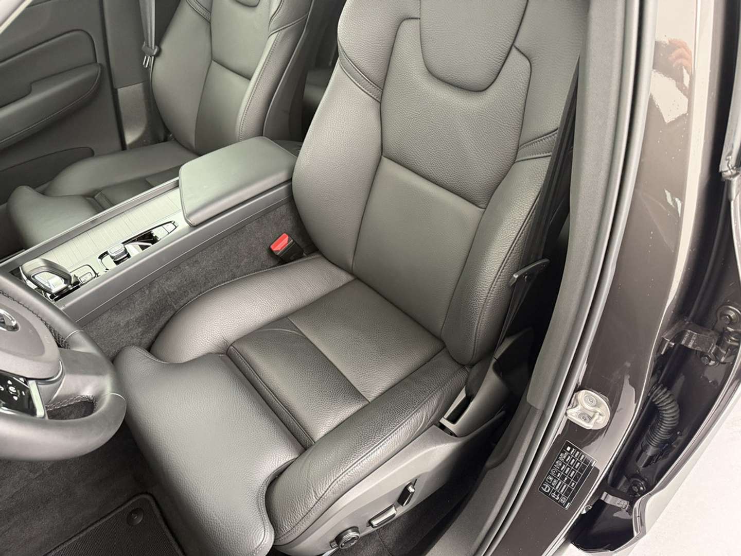 Volvo XC60 T6 Recharge Plus - 2025 - Joinsteer - #17