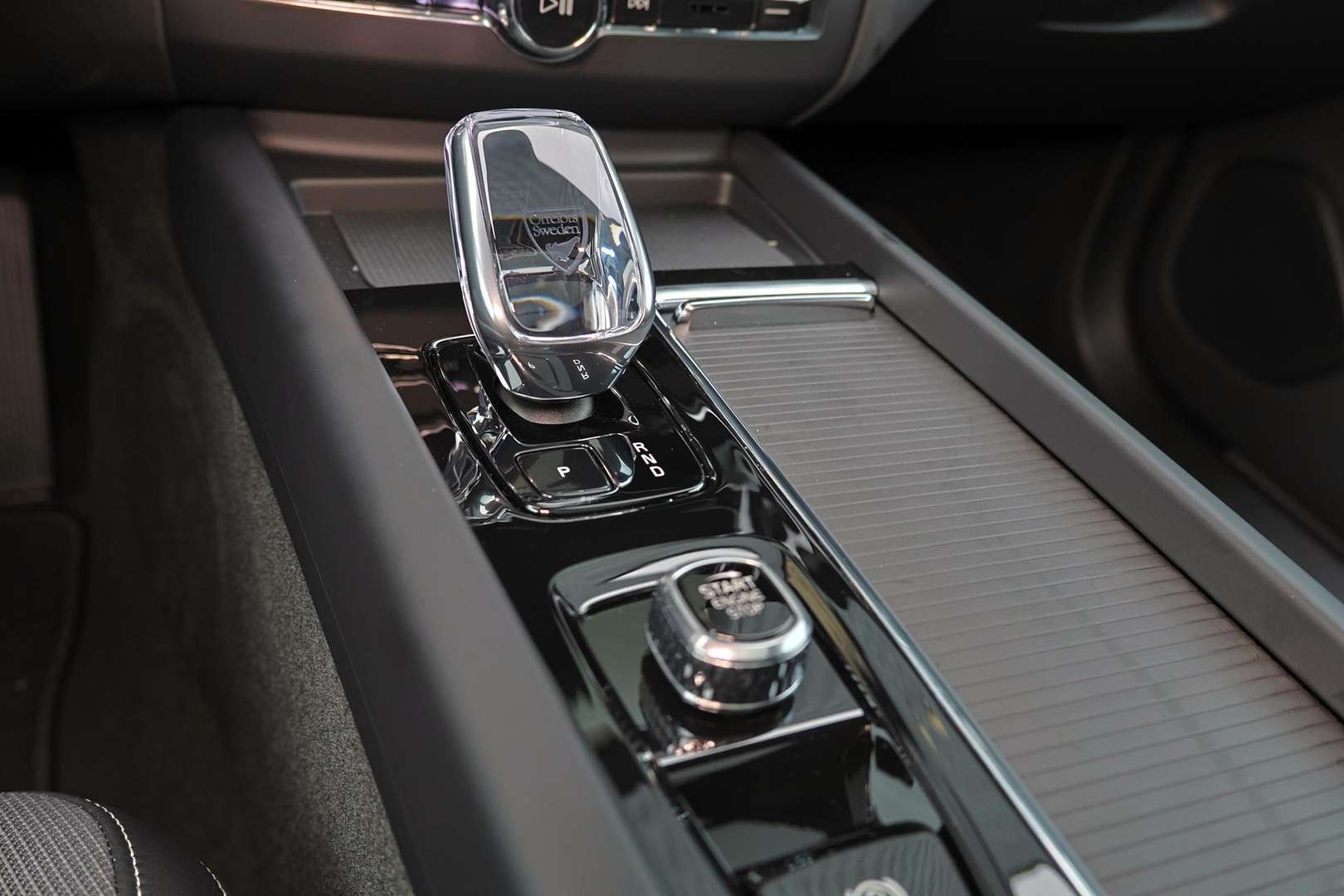 Volvo XC60 T6 Recharge Ultimate - 2025 - Joinsteer - #8