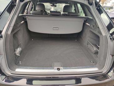 Audi A4 Avant 40 TDI — photo 14