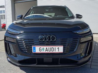 Audi Q6 S E-tron