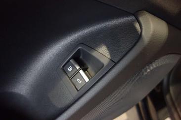Audi Q8 60 TFSI E — photo 7