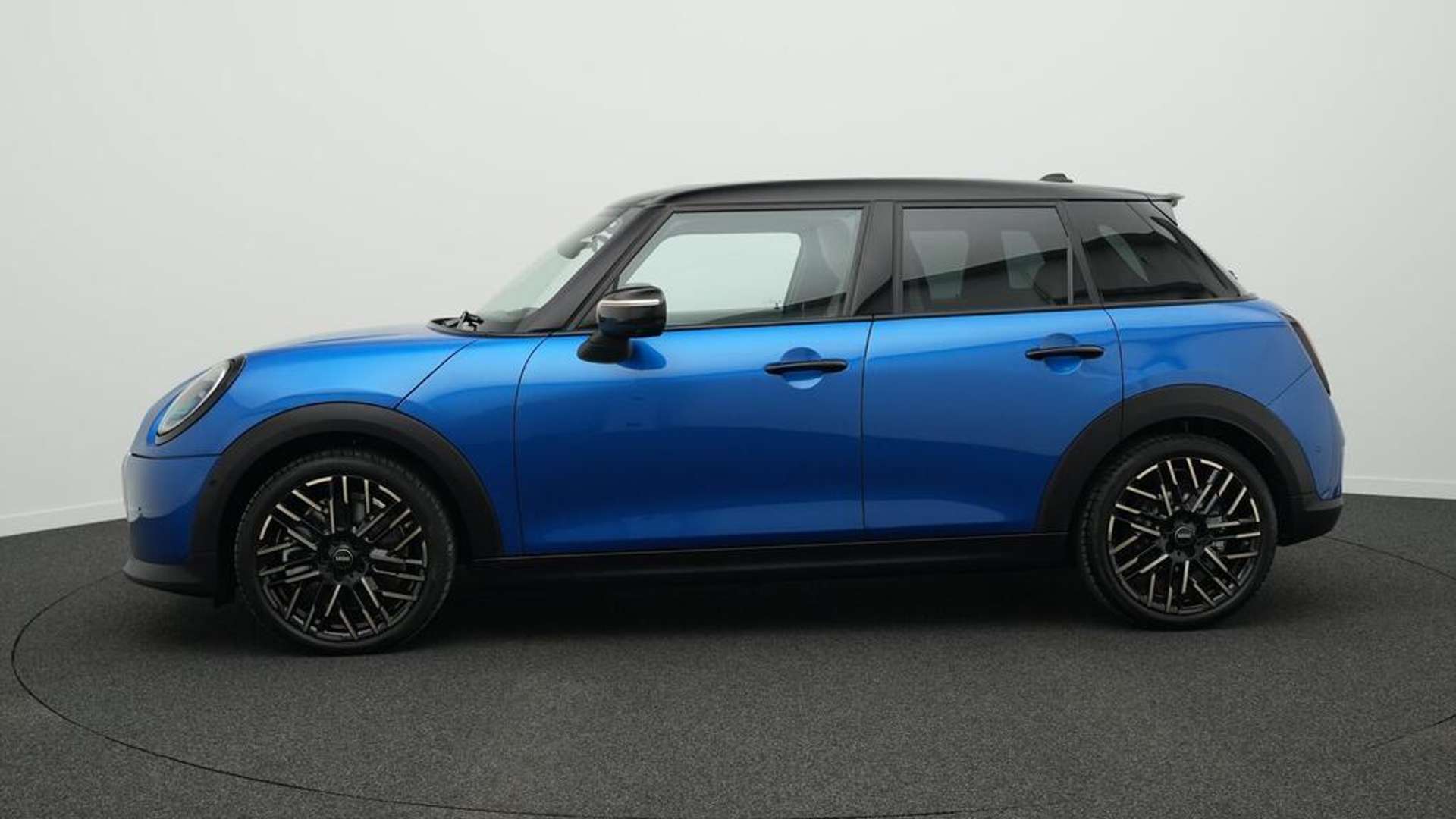 Mini 3 Portes Favoured Cooper S - 2025 - Joinsteer - #3