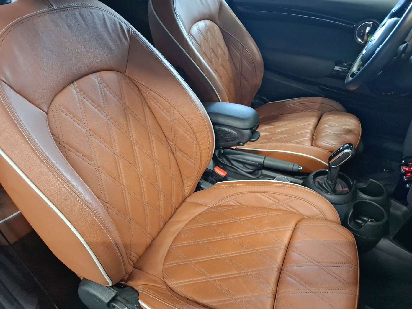 Mini Cabrio Cooper S - 2019 - Joinsteer - #9