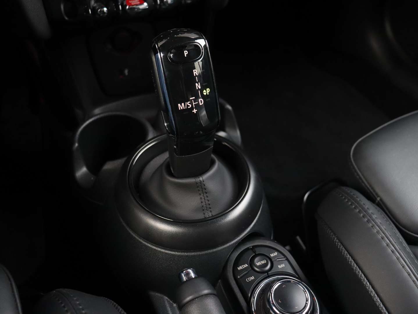 Mini Cabrio Yours Cooper S - 2023 - Joinsteer - #18