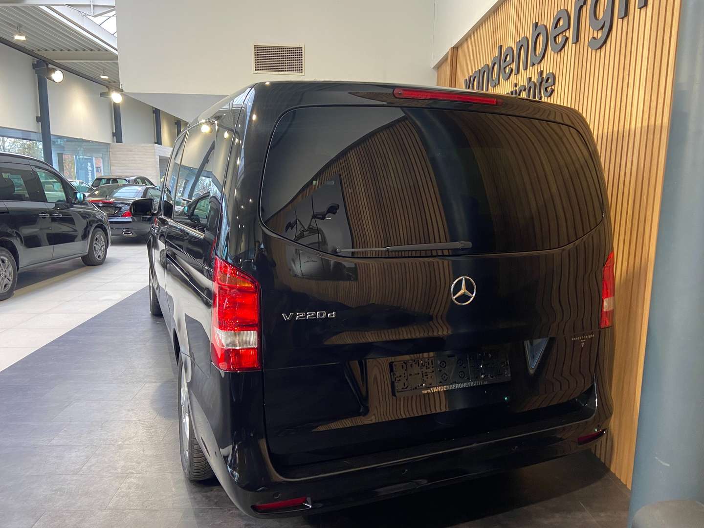 Mercedes V 220 220 Avantgarde - 2024 - Joinsteer - #6