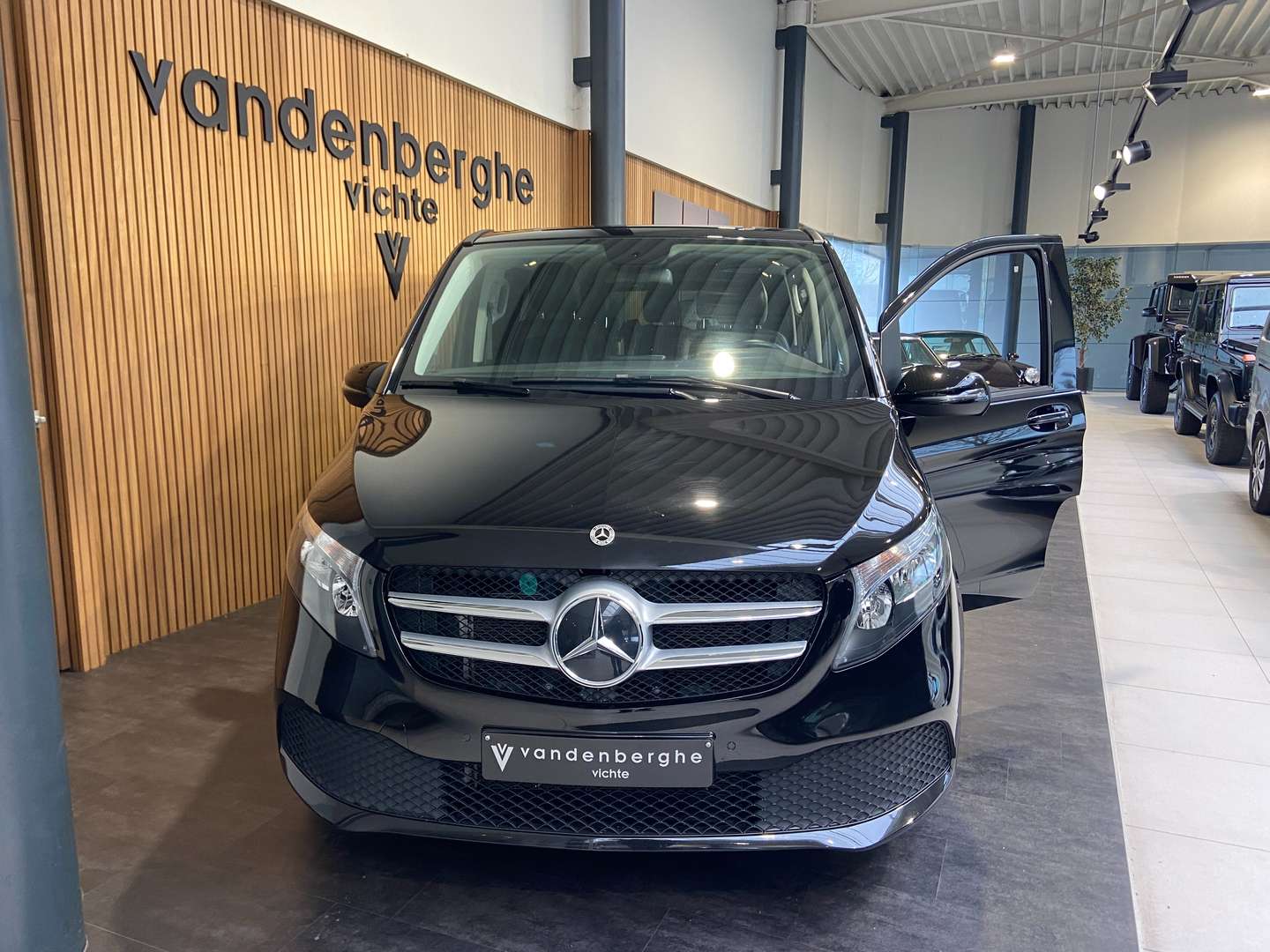 Mercedes V 220 220 Avantgarde - 2024 - Joinsteer - #8