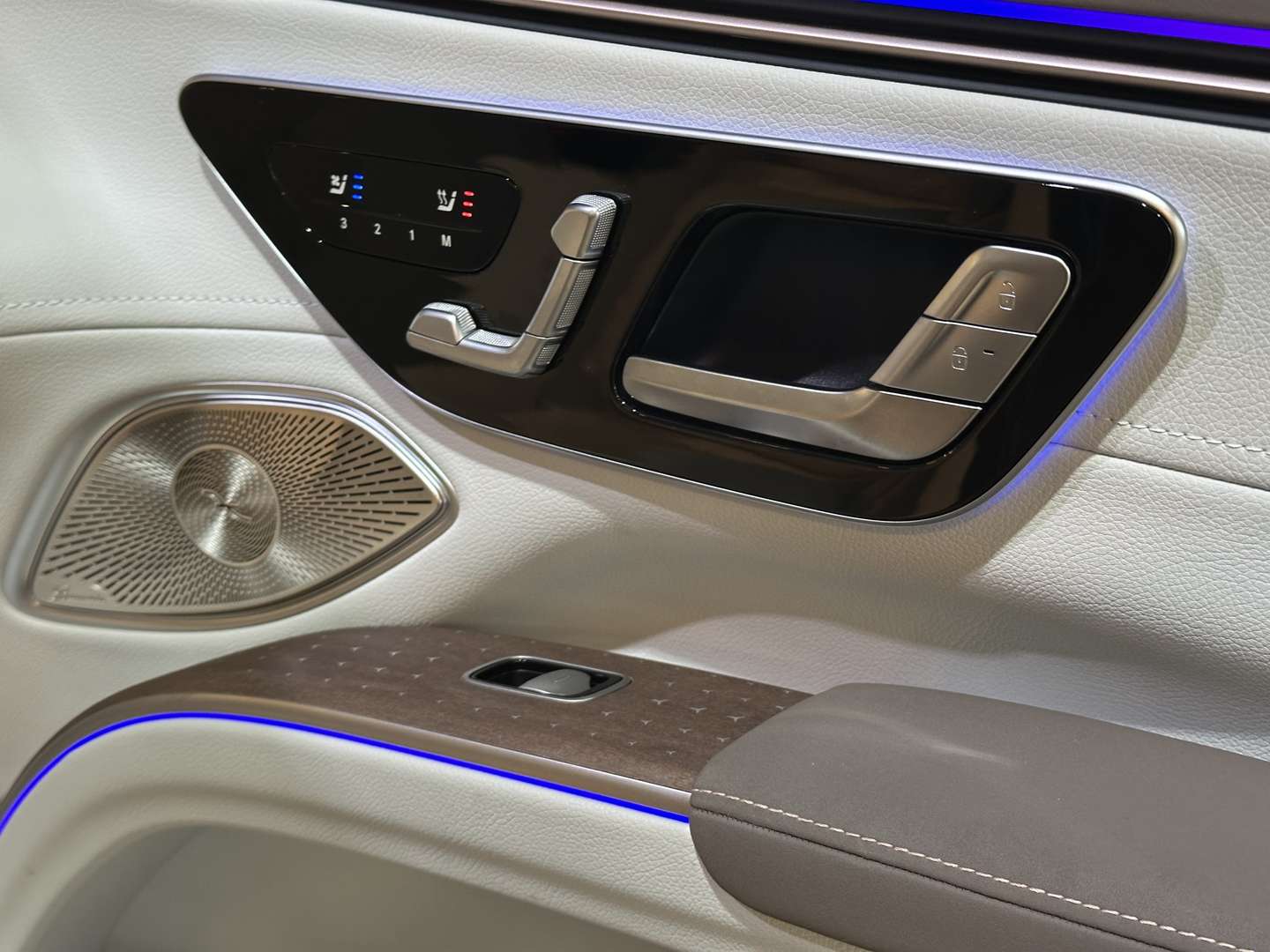 Mercedes EQS SUV 450 ElectricArt - 2023 - Joinsteer - #20