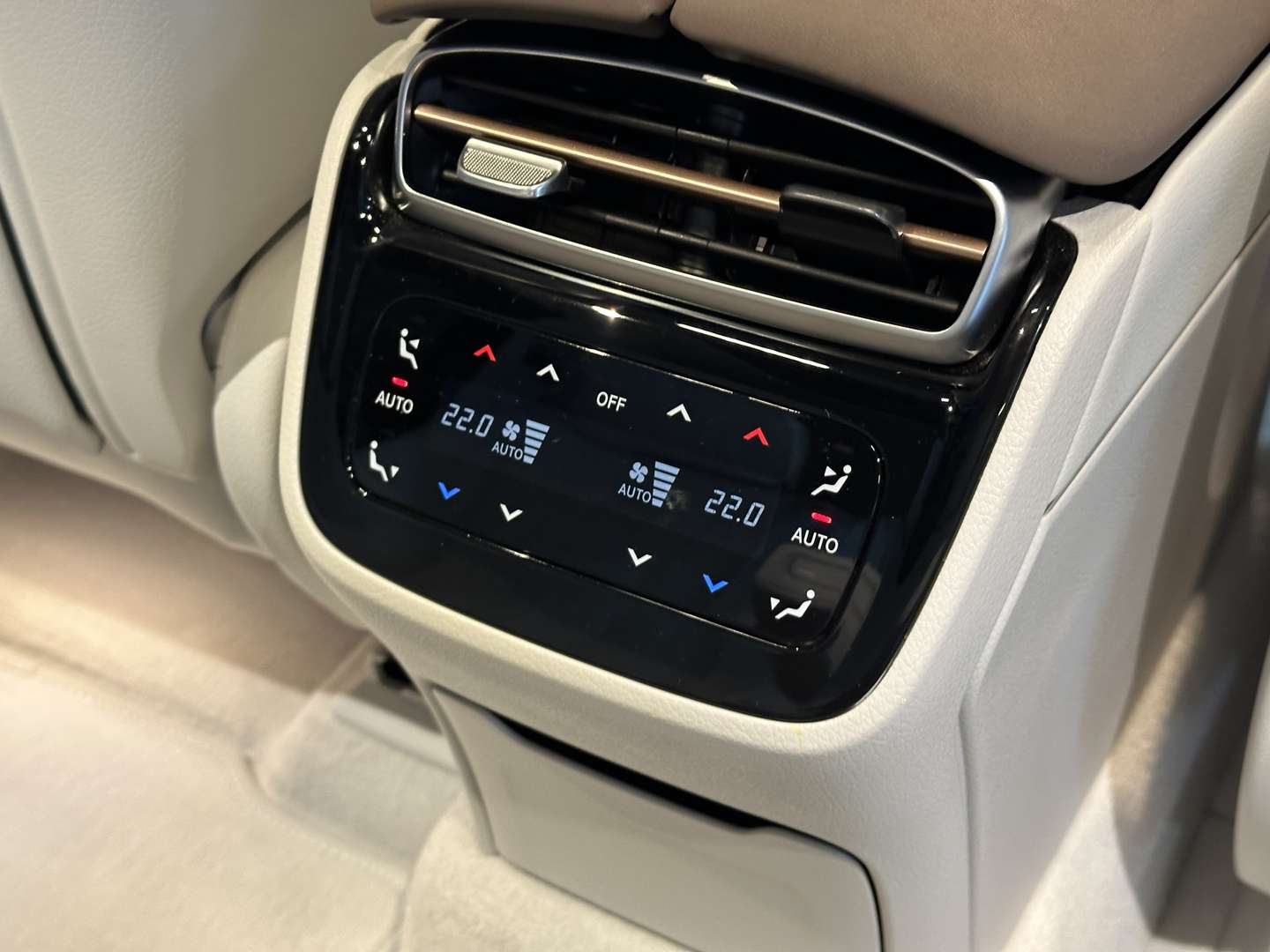 Mercedes EQS SUV 450 ElectricArt - 2023 - Joinsteer - #23