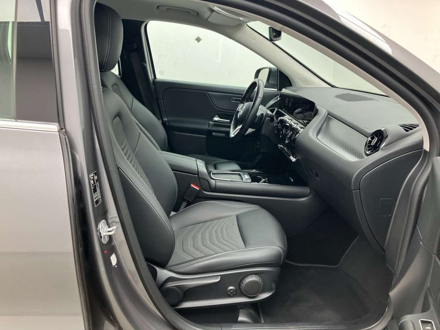 Mercedes GLA 180 - 2023 - Joinsteer - #5