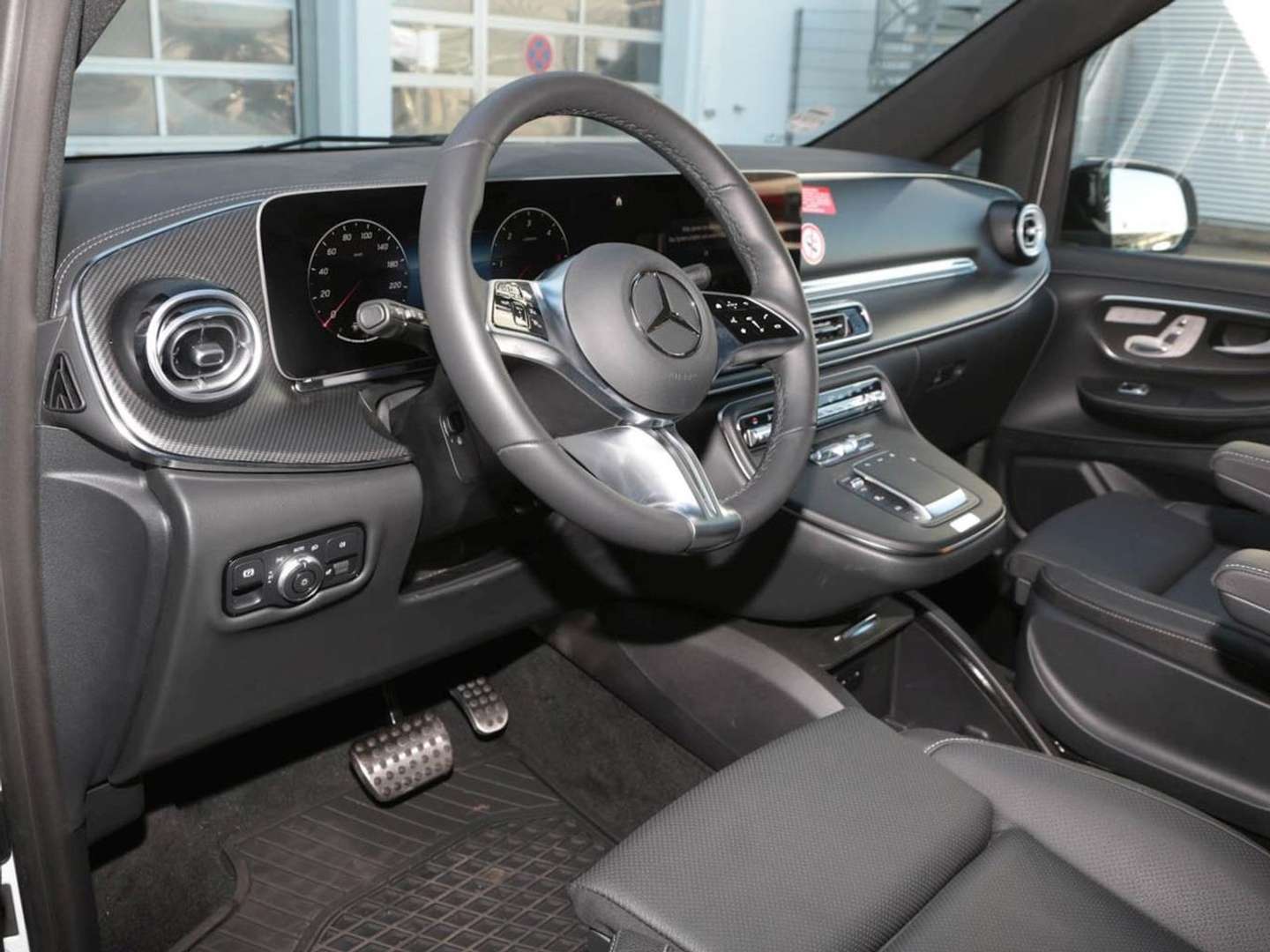 Mercedes V 300 300 Avantgarde - 2025 - Joinsteer - #6