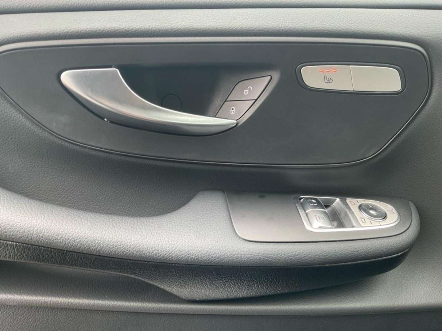 Mercedes EQV 300 Business - 2025 - Joinsteer - #10