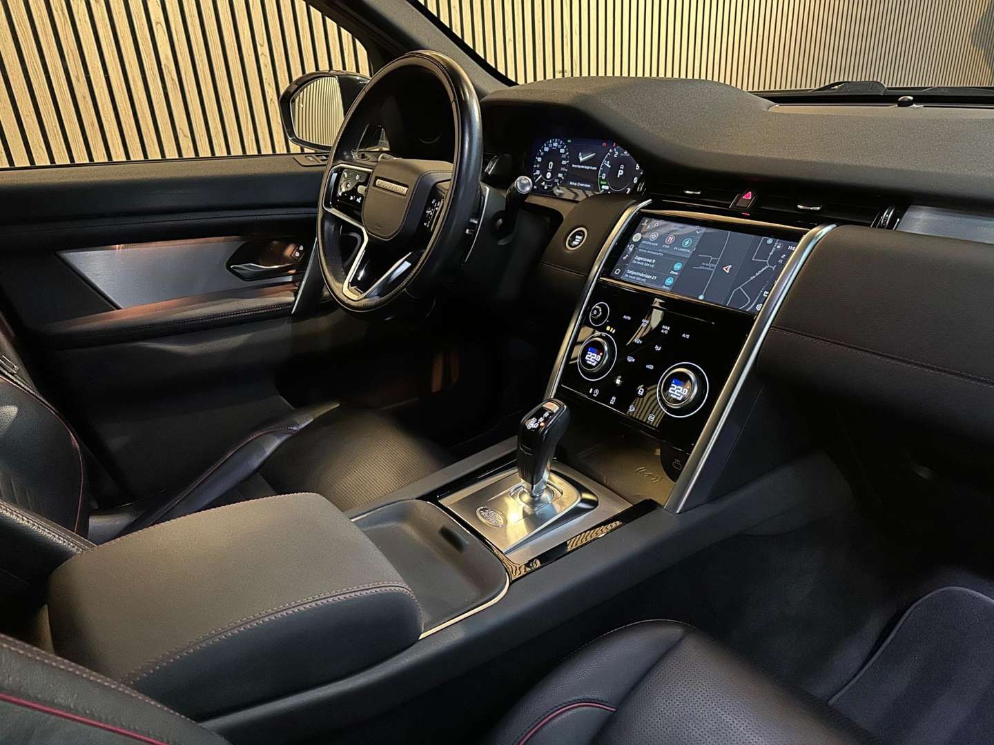 Land Rover Discovery Sport R-DYNAMIC P300e - 2021 - Joinsteer - #5