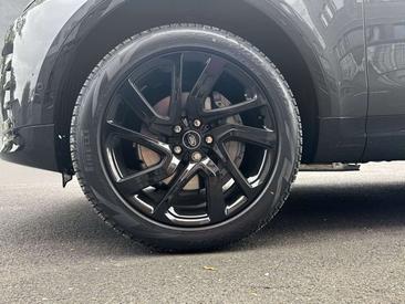 Land Rover Discovery D250 Dynamic SE — photo 8