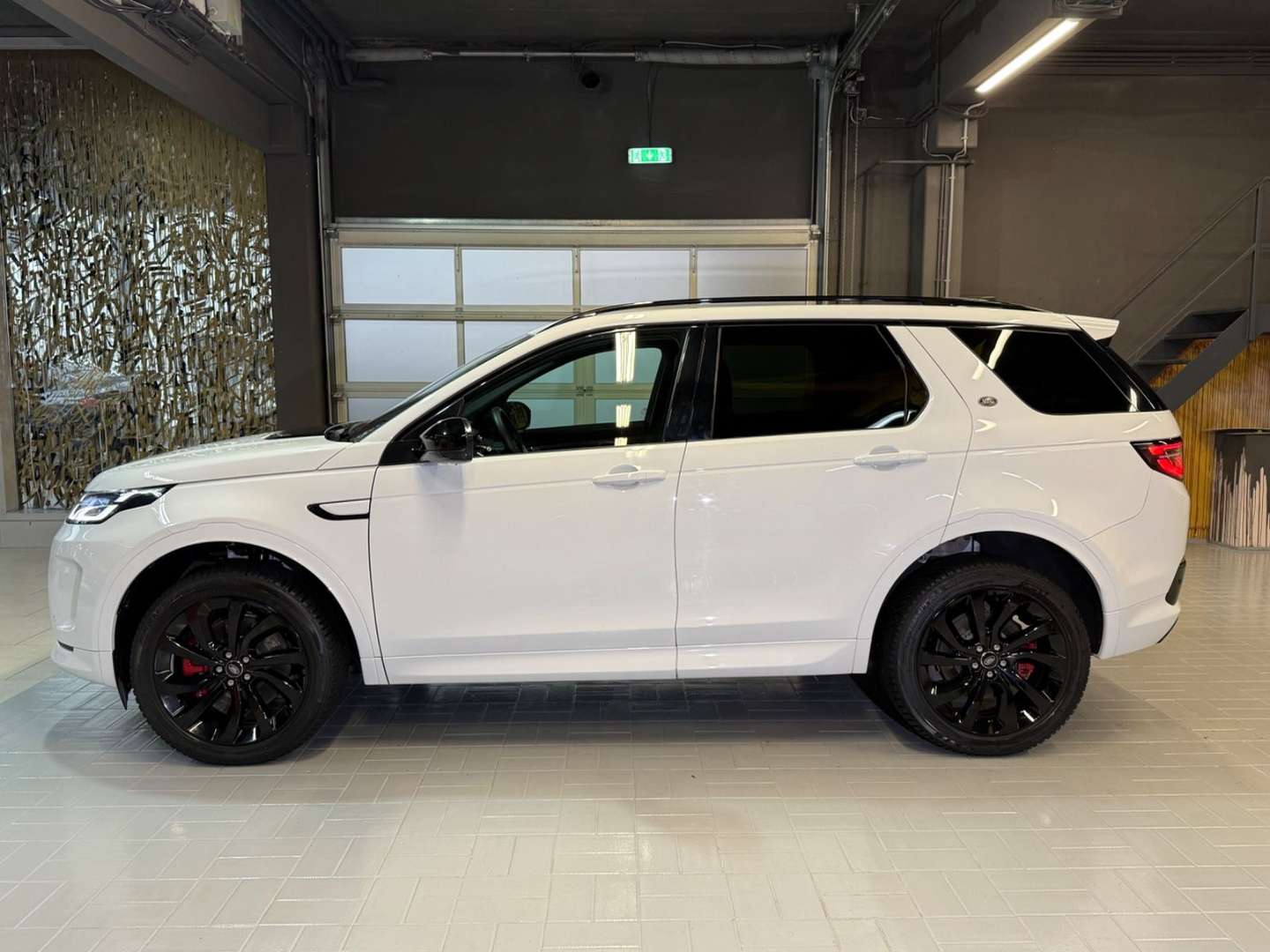 Land Rover Discovery Sport R-Dynamic SE - 2023 - Joinsteer - #3