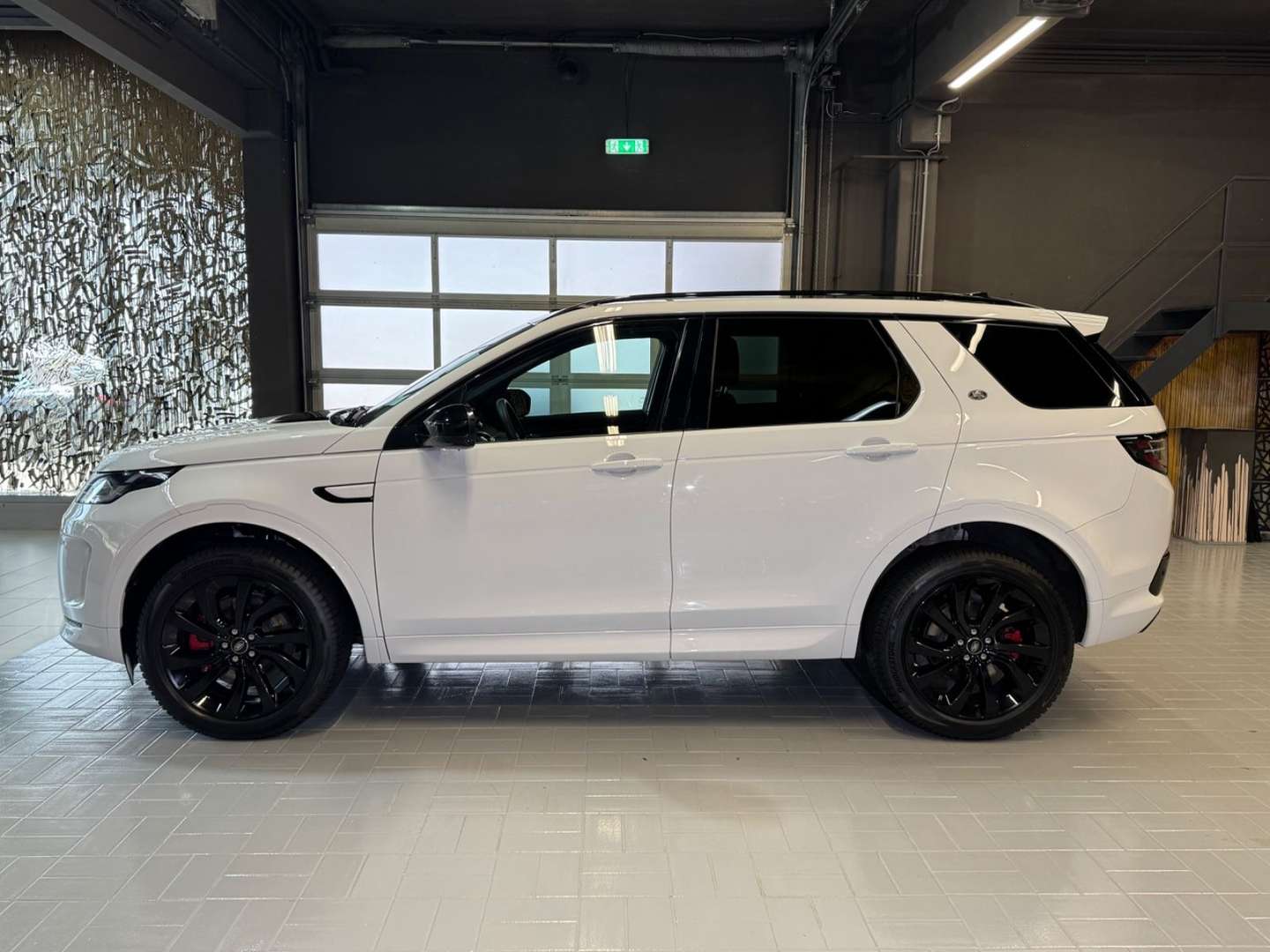 Land Rover Discovery Sport R-Dynamic SE - 2023 - Joinsteer - #3