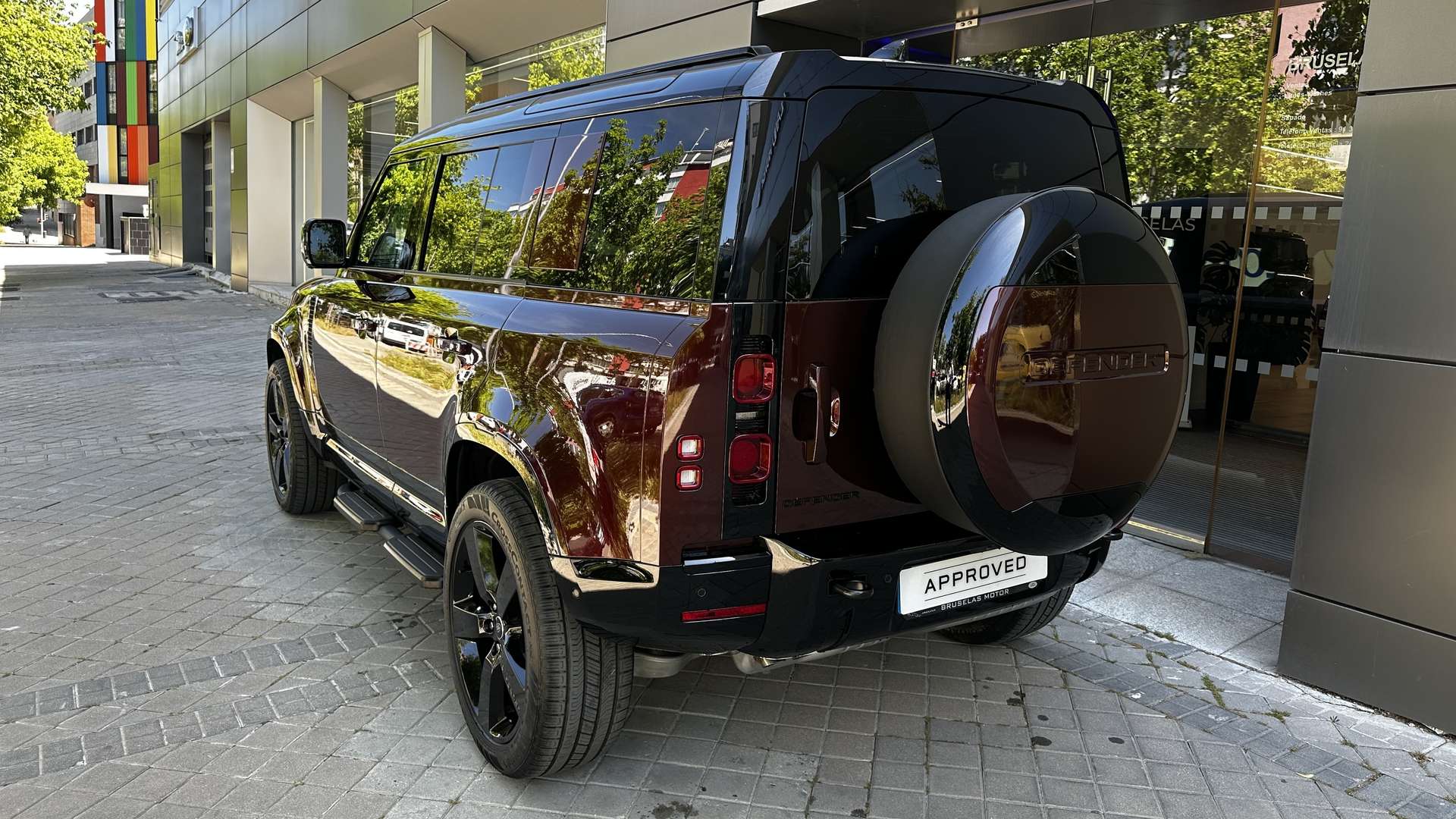 Land Rover Defender 110 Sedona Edition D250 - 2025 - Joinsteer - #2