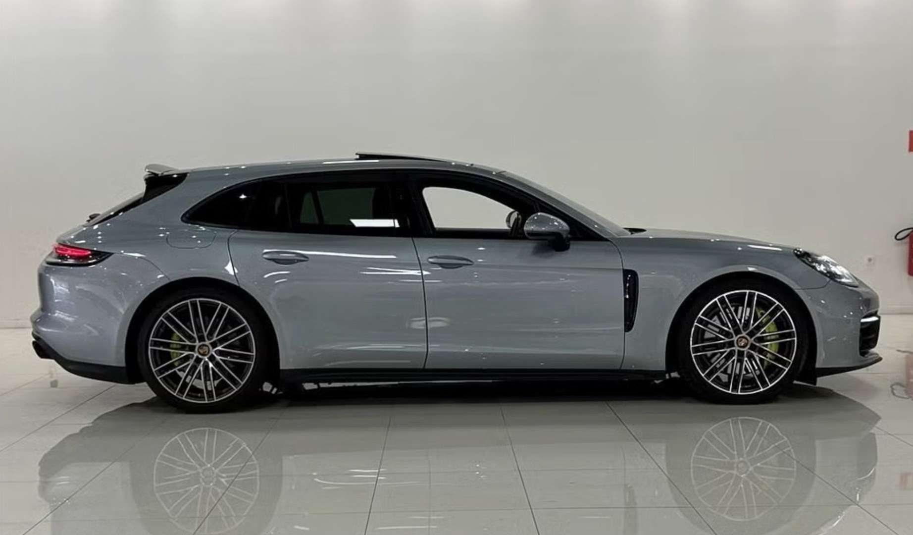 Porsche Panamera II 4 E-Hybrid Sport Turismo - 2021 - Joinsteer - #1