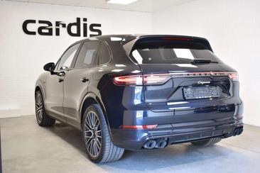 Porsche Cayenne III Platinum E-Hybrid — photo 10