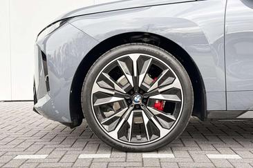 BMW IX Innovation Pack XDrive45 — photo 4