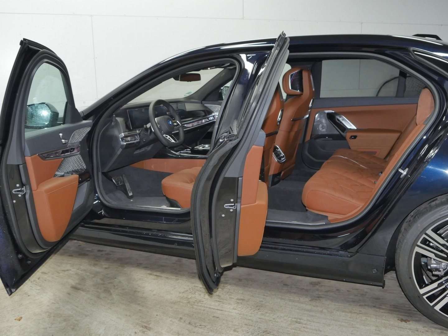 BMW I7 M Sport XDrive60 - 2024 - Joinsteer - #13