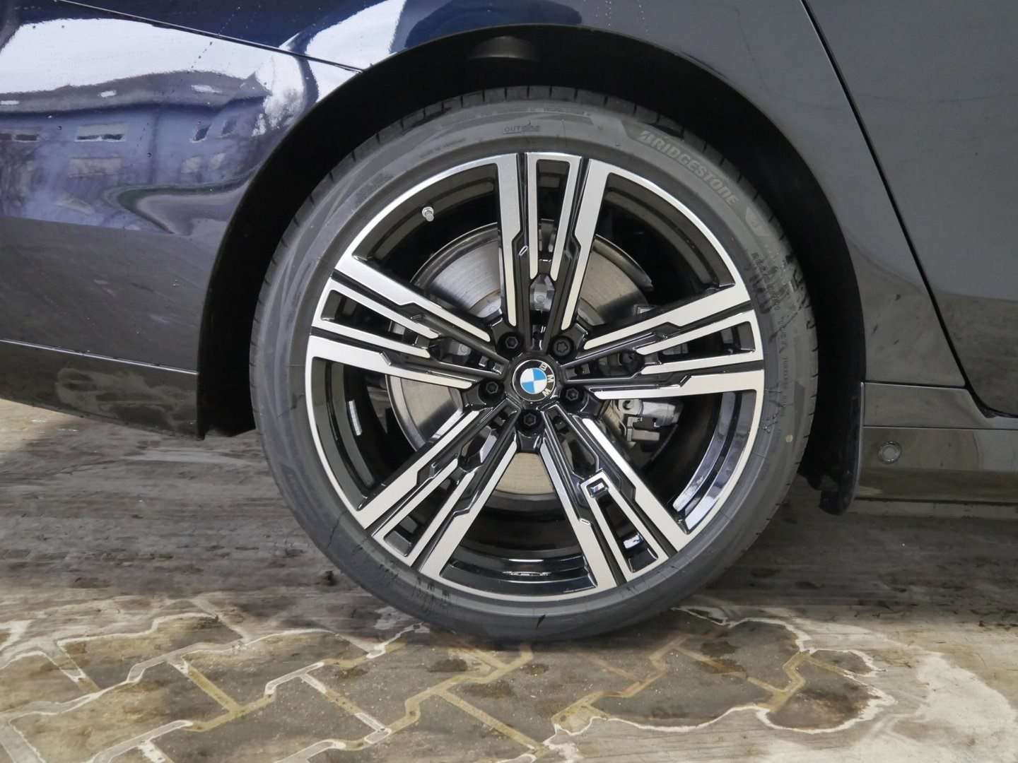 BMW I7 M Sport XDrive60 - 2024 - Joinsteer - #14
