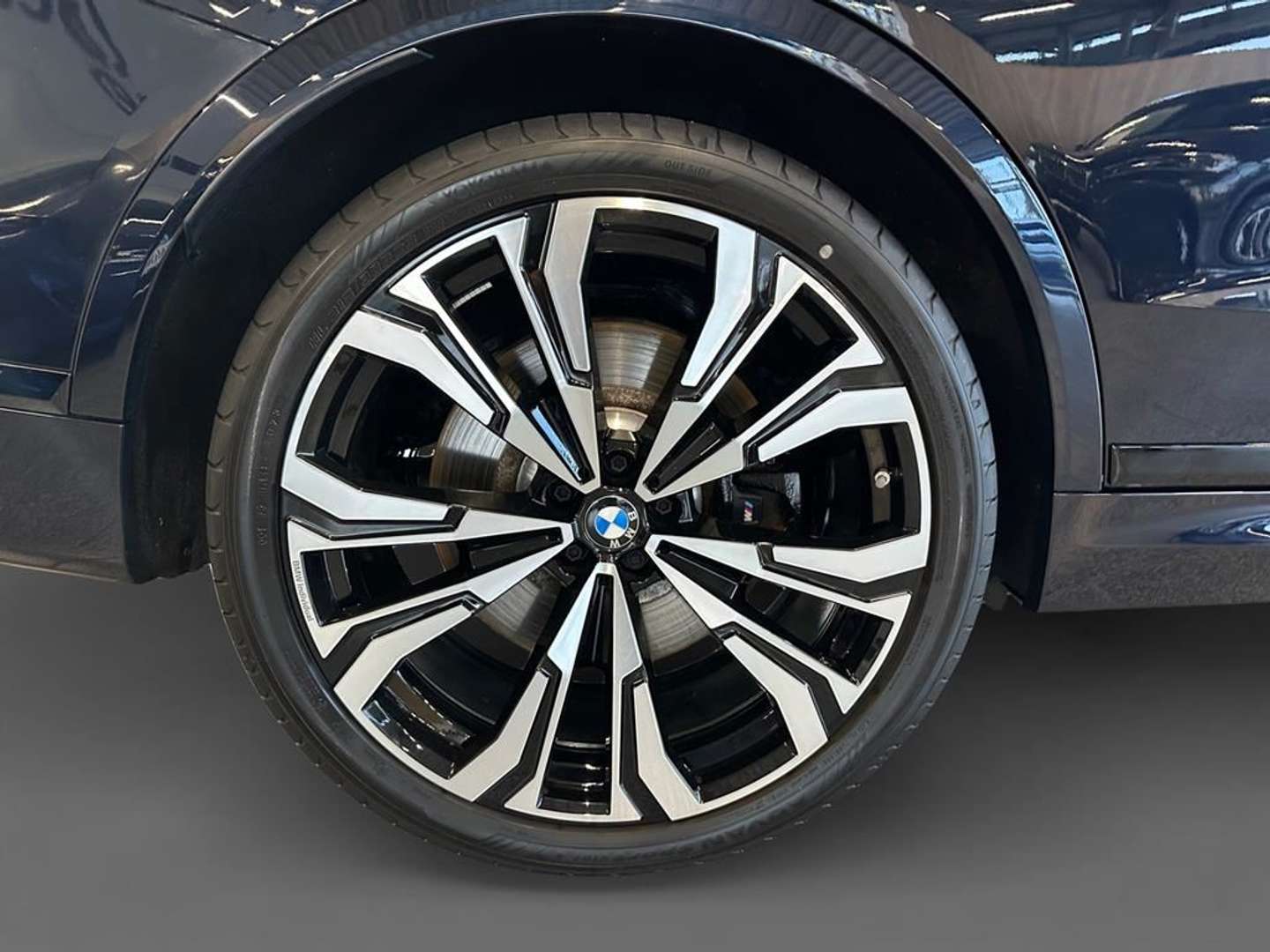BMW X7 M Sport Pro M - 2024 - Joinsteer - #14