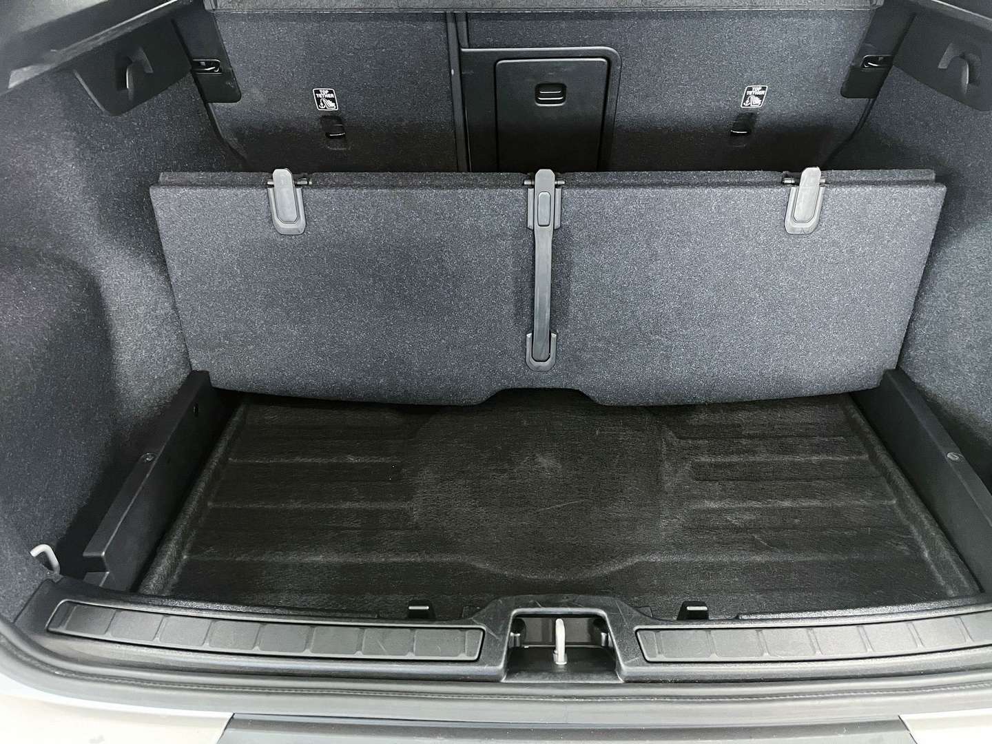 Volvo XC40 B3 Core - 2025 - Joinsteer - #14